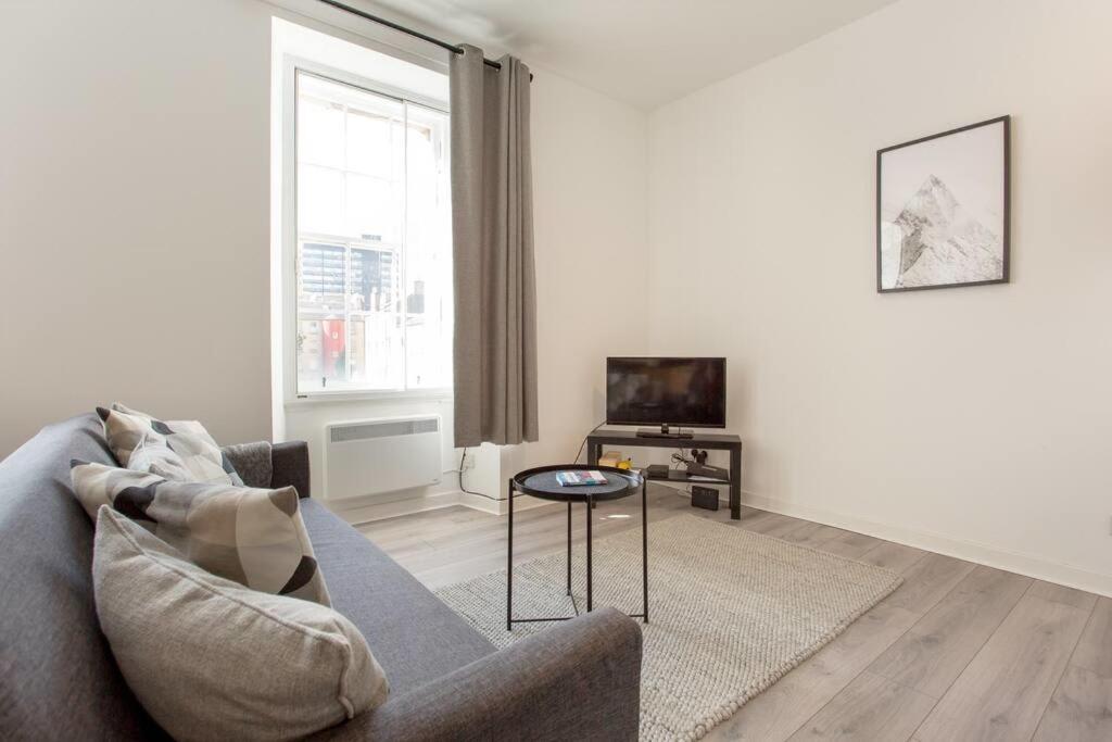 Modern & Bright 1 Bed For 4 Close To City Centre! 爱丁堡 外观 照片